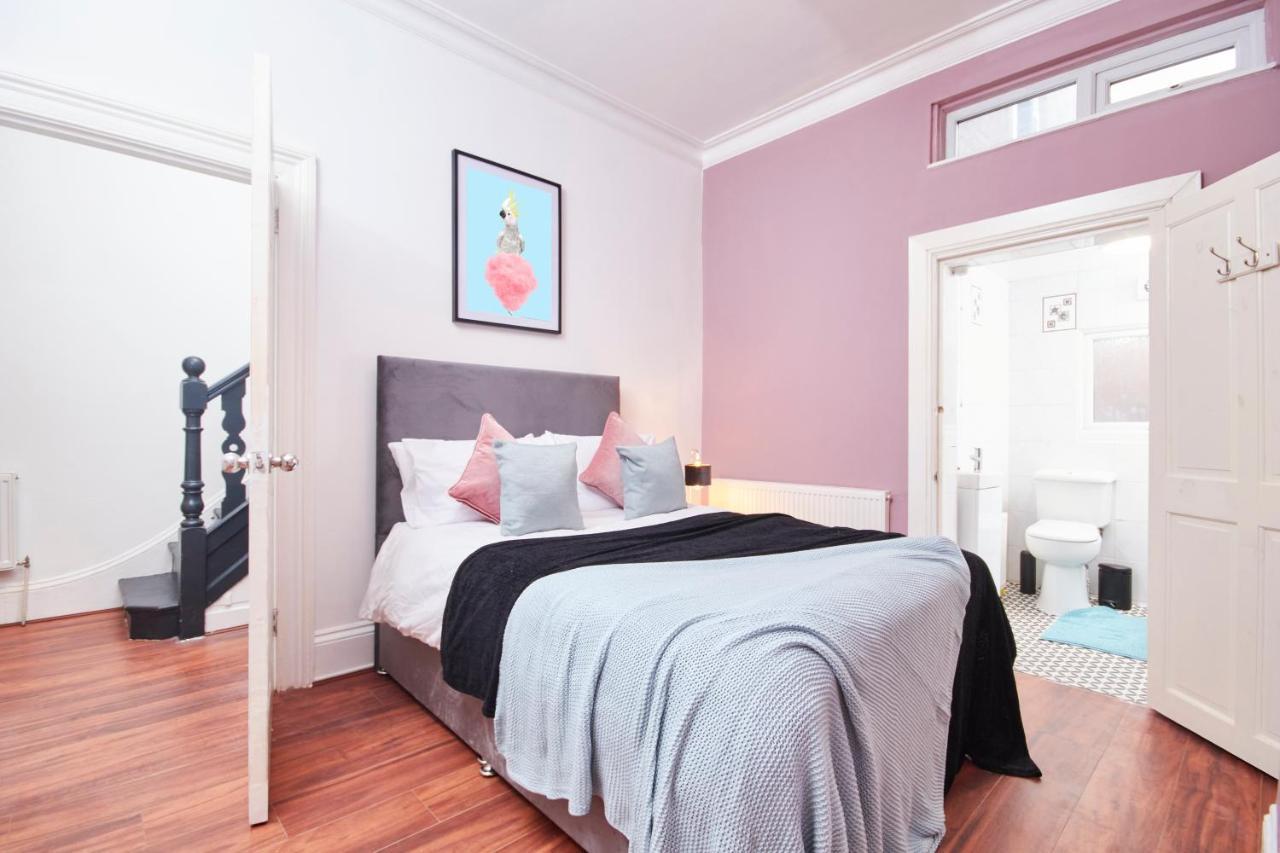 5 Bed House In Leamington Spa Perfect For Contractors With 7 Beds By Purestay - 14 Night Min! Exteriér fotografie
